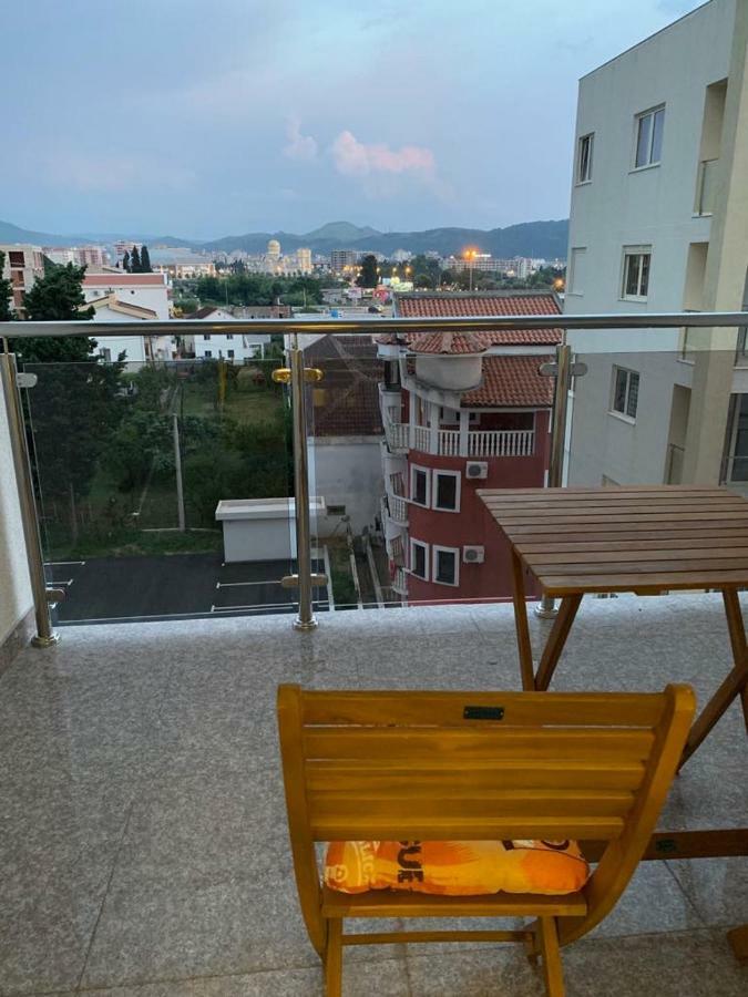 Luda Kuca Daire Bar Dış mekan fotoğraf